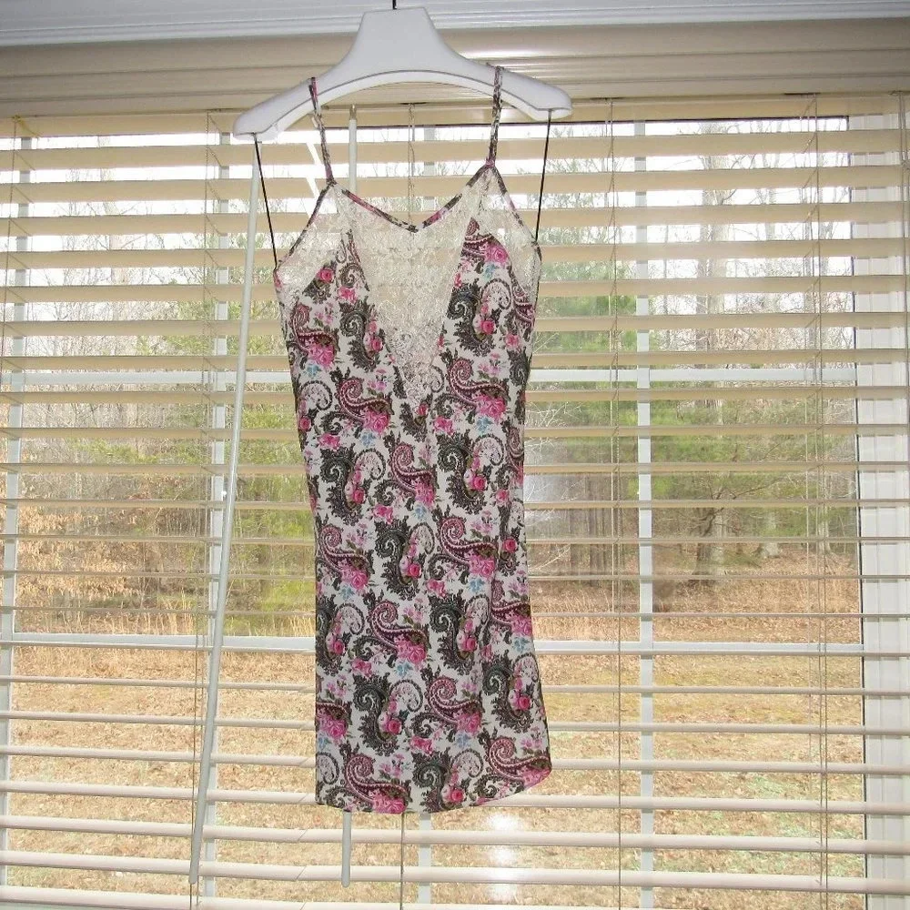 Vntge VICTORIA'S SECRET Floral Slipdress Chemise P